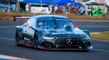 Imagen de TC: Fritzler le dio a Mercedes Benz la primera victoria; Urcera y Ochoa, complicados en Posadas