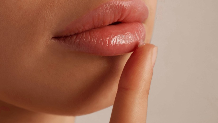 Cómo cuidar los labios secos en invierno: La rutina definitiva para hidratarlo