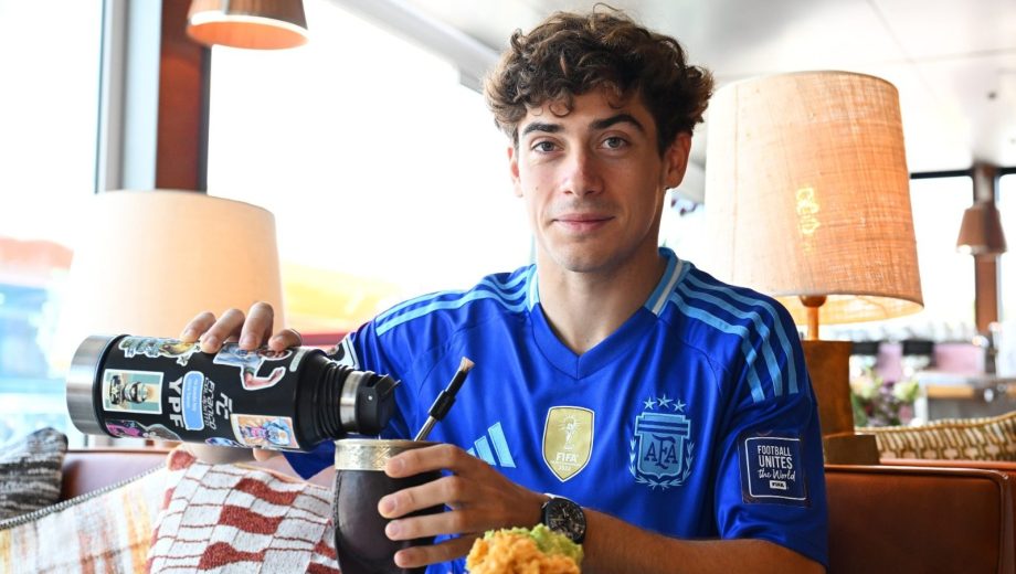 Los finalistas del mundo se vesten como quieren. ¿O no, Franco? 