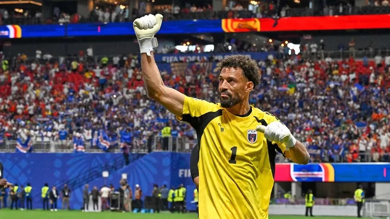 El arquero Vozinha, figura de Cabo Verde en el Mundial, atrae a un club sudamericano