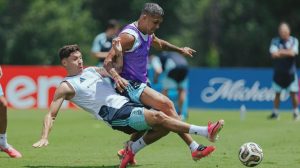 La Selección entrena a puertas cerradas; ¿Nico González y Montiel asoman en el «once»?