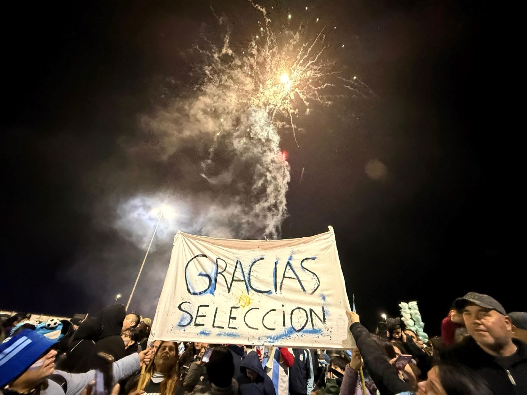 Messi es la cuarta estrella: desde Río Negro hasta Jujuy, los argentinos celebraron más que un subcampeonato mundial