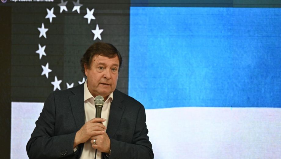 Río Negro presentó nuevos créditos para mallas antigranizo: proyecta casi $40.000 millones entre tres líneas