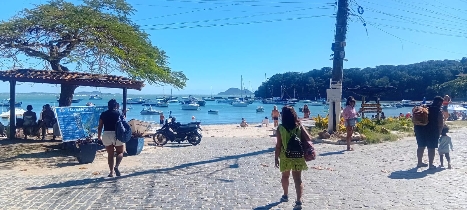 Una mujer de 57 años viajó sola a Brasil en un Fiat Palio
