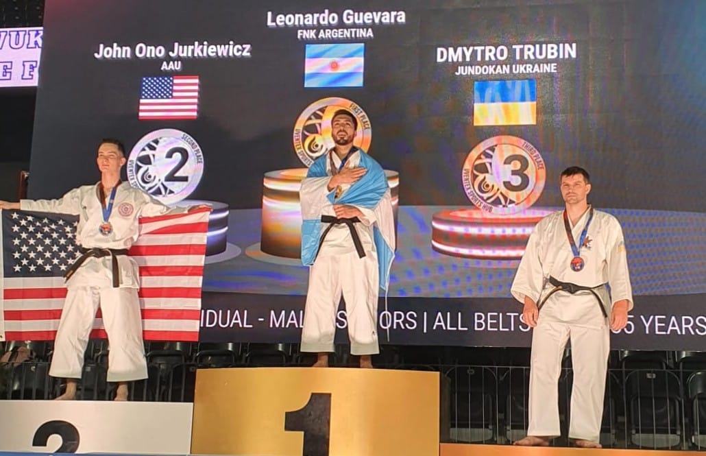 Karate: el roquense Manuel Guevara se consagró campeón mundial en Rumania