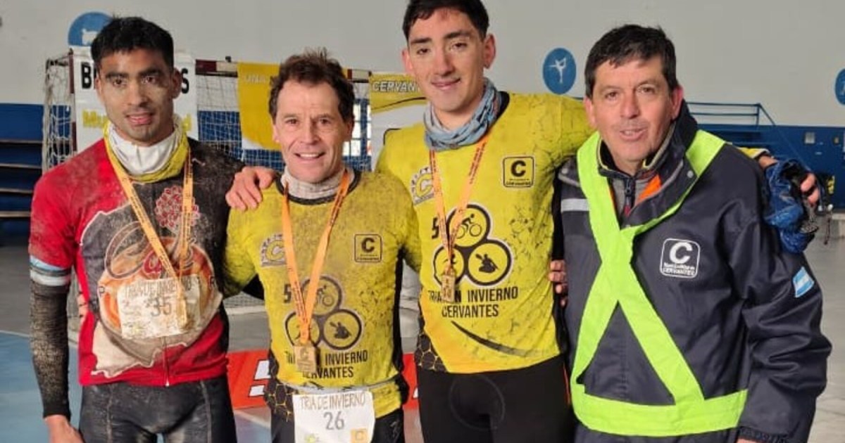 Helling y Chichilnik triunfan en el Triatlón de Invierno de Cervantes 2026