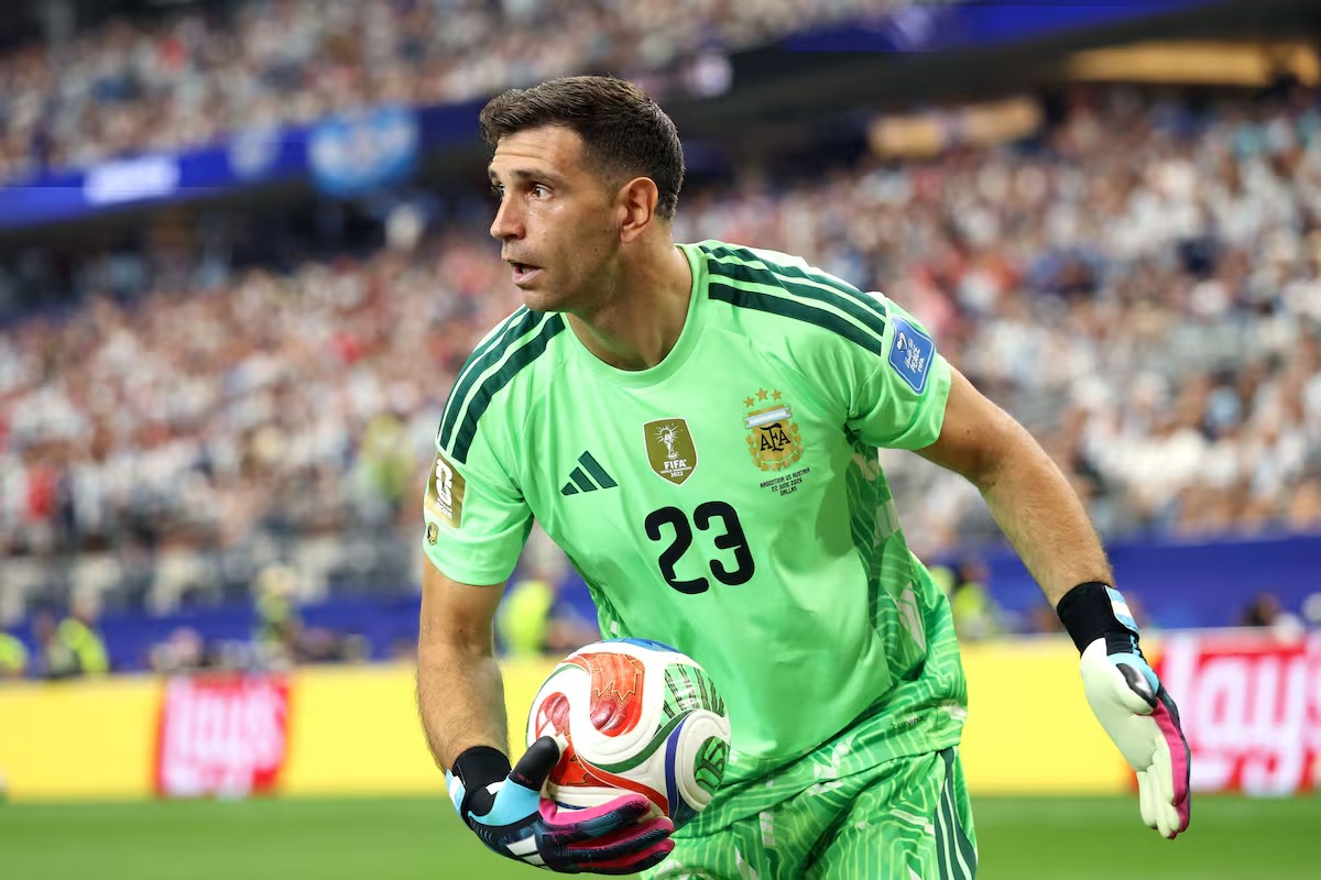 Dibu Martínez: ¿el nuevo ángel de la Juventus o solo un sueño?