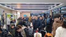 Imagen de Se reanudaron los vuelos en Bariloche tras la nevada que paralizó el aeropuerto