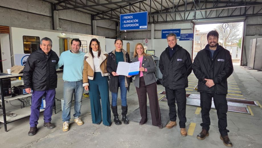 La intendenta María Emilia Soria hizo entrega de la habilitación municipal. Foto: Municipalidad de Roca.