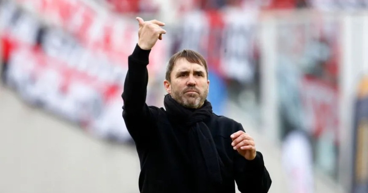 Eduardo Coudet podrá dirigir a River ante Gimnasia La Plata
