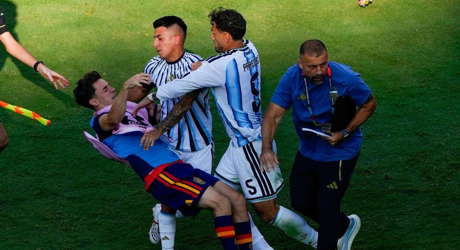 La FIFA considera sanciones a la Selección y a la AFA tras la final del Mundial