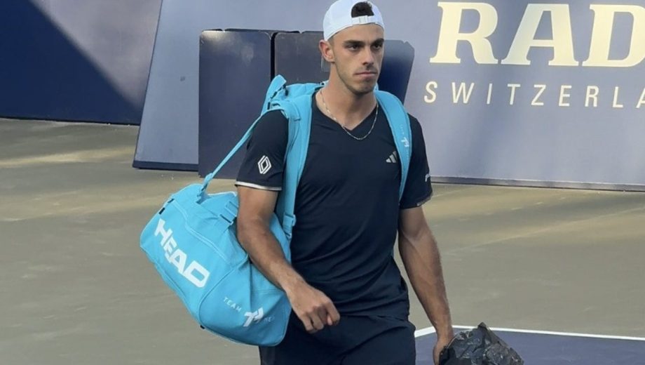 El argentino la pasó mal, pero la suerte estuvo de su lado y sigue con vida con México. 