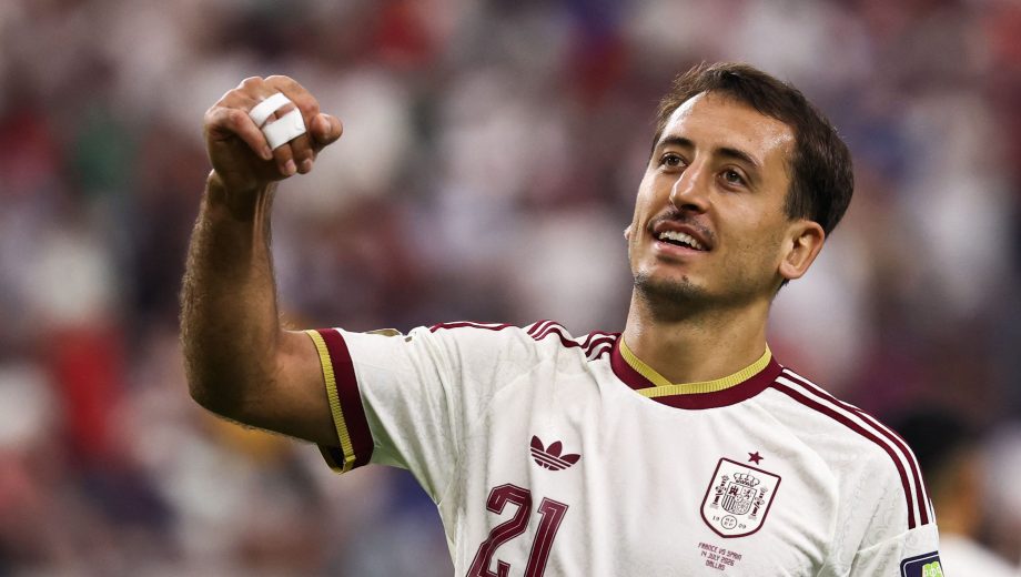 Mikel Oyarzabal se hizo cargo del penal y marcó su quinto gol en el certamen. (Foto: Mundial 2026)