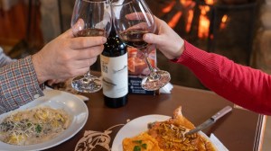 Aluminé lleva su gastronomía al próximo nivel: trucha, cordero, pizzas napolitanas y pastelería de autor con sello local