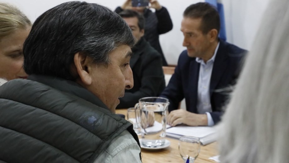 Nuevareunión paritaria entre ATE y el Gobierno de Neuquén. Foto: Gentileza. 