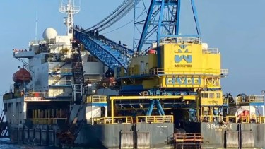 El proyecto VMOS entra en una etapa clave: ya navega hacia Bahía Blanca la flota que permitirá exportar el petróleo de Vaca Muerta