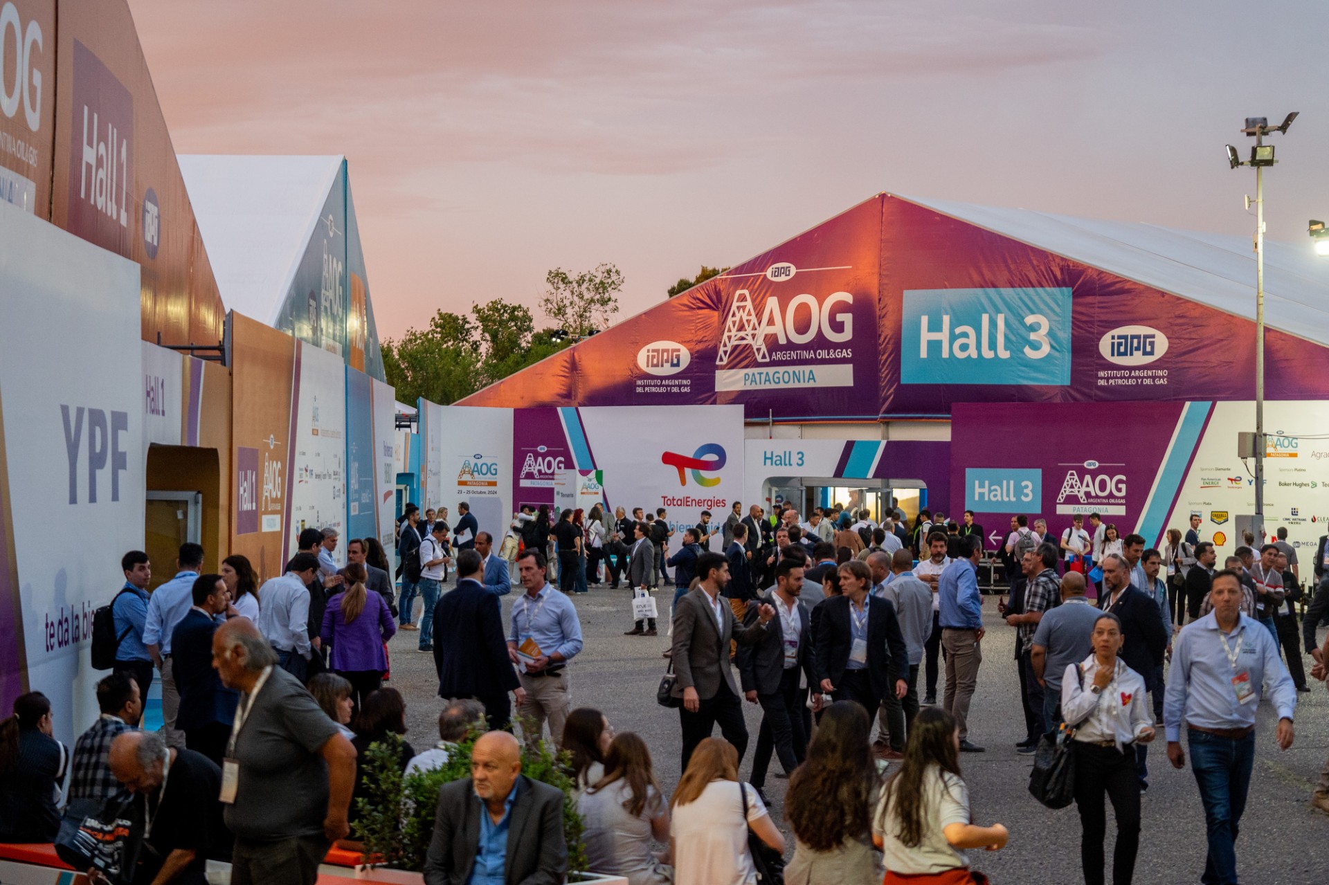 Comenzó la acreditación para la AOG Patagonia 2026, el principal encuentro del sector
