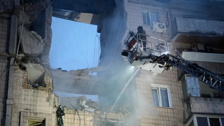 Nuevo bombardeo masivo de Rusia contra Ucrania. Foto: AP. 