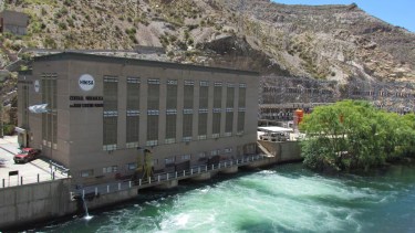 El sistema hidroeléctrico de Mendoza cambia de manos: Nación convocó a una licitación para elegir un nuevo concesionario