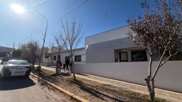 Crimen en Añelo: identificaron al hombre asesinado fuera de un pub y la autopsia reveló la causa de muerte