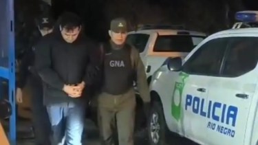 Lo detuvieron en Bariloche por circular en un auto robado, pero como tenía un pedido de captura lo trasladaron a Buenos Aires