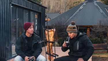 De Mendoza a la Patagonia: hacían muebles en el patio y hoy fabrican casas modulares para todo el sur