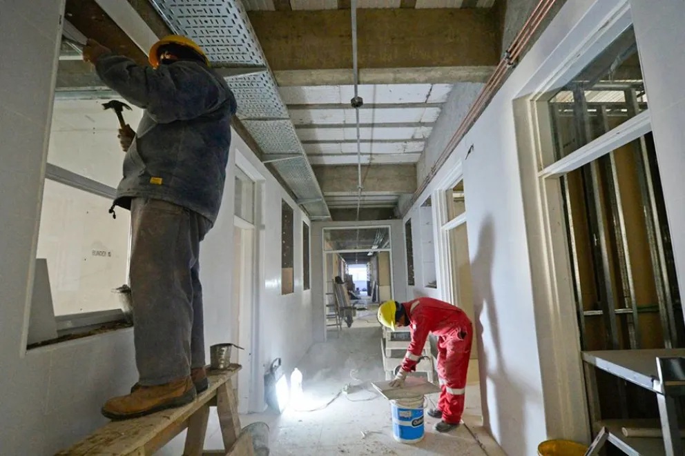 Renovarán el sector de internación del hospital de Aluminé