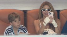 Imagen de Shakira volvió a alentar a la Selección Argentina y su reacción al gol de Lionel Messi se hizo viral