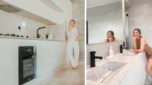 Imagen de Así es la casa de Laurita Fernández: piedra natural, madera y un diseño mediterráneo que marca tendencia