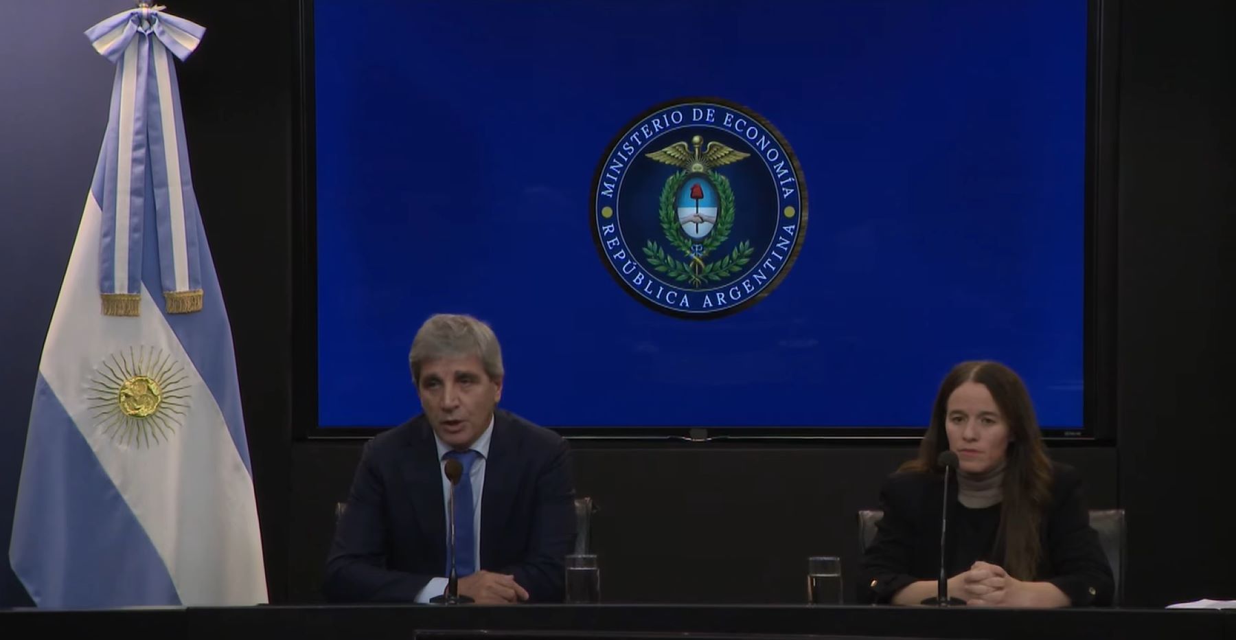 Luis Caputo presenta reformas a la Ley de Inocencia Fiscal para atraer inversiones