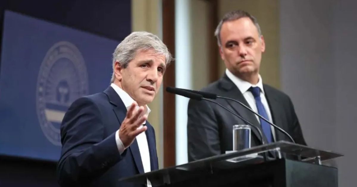 Inocencia fiscal: El gobierno de Javier Milei confirmó que funcionarios y políticos podrán adherir al régimen