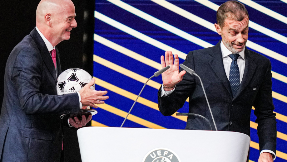 El ente del fútbol europeo confirmó que las 55 federaciones miembro "permanecen unidas".