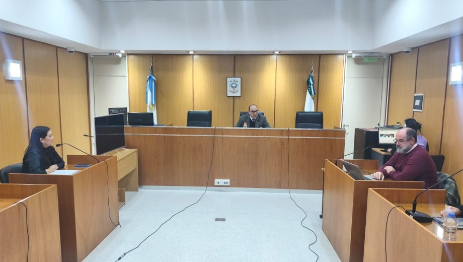 La audiencia se llevó a cabo ayer en los tribunales de Roca. (Gentileza)