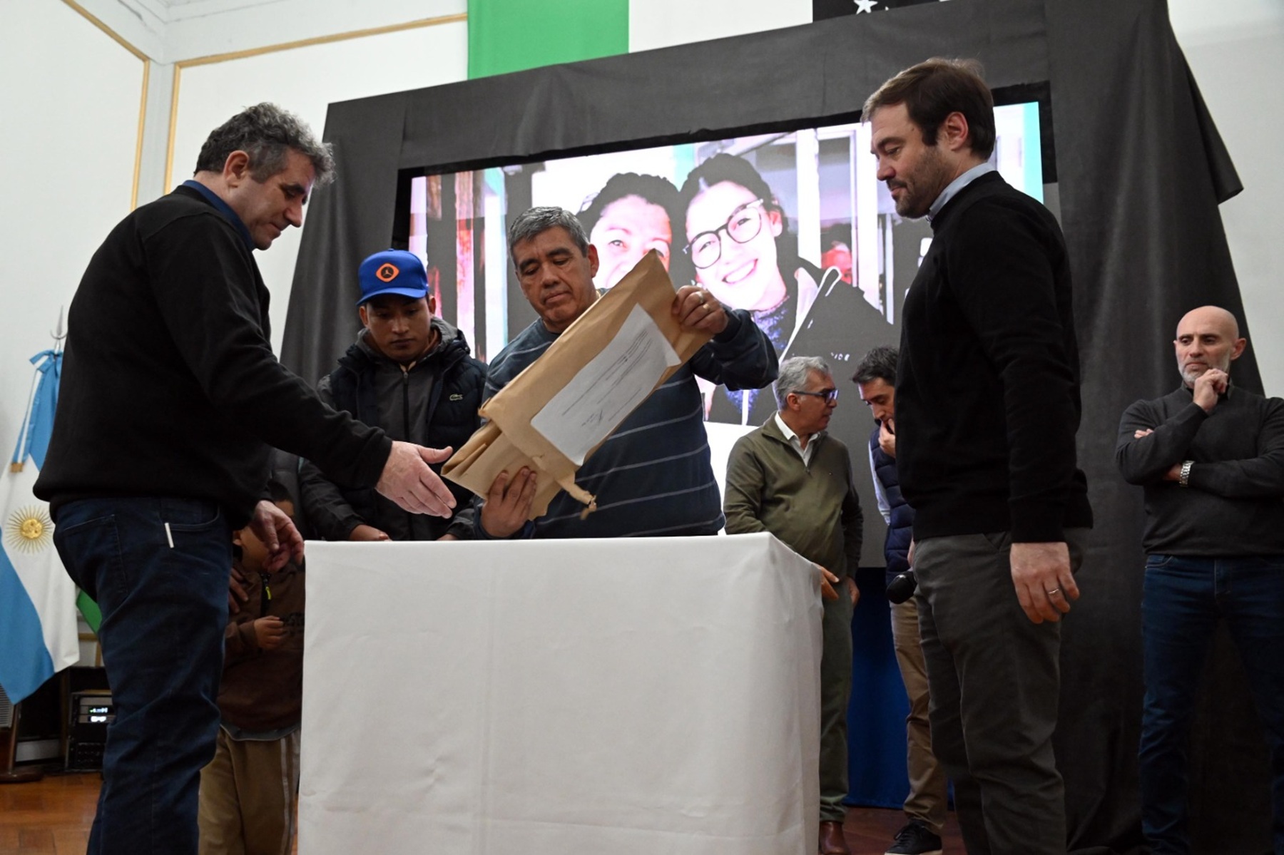 Diez nuevas viviendas para afiliados a la Uocra en Viedma
