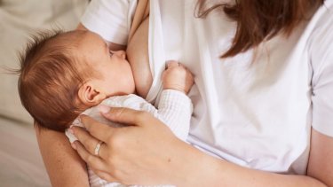 Argentina: casi todos los bebés comienzan con lactancia materna, pero menos de la mitad logra mantenerla de forma exclusiva hasta los seis meses