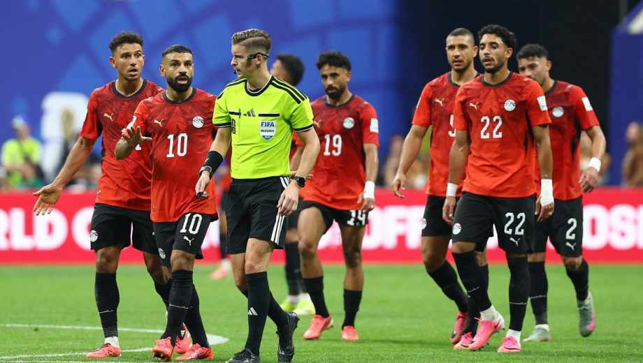 Egipto terminó muy enojado contra Letexier, el juez principal del partido de octavos.