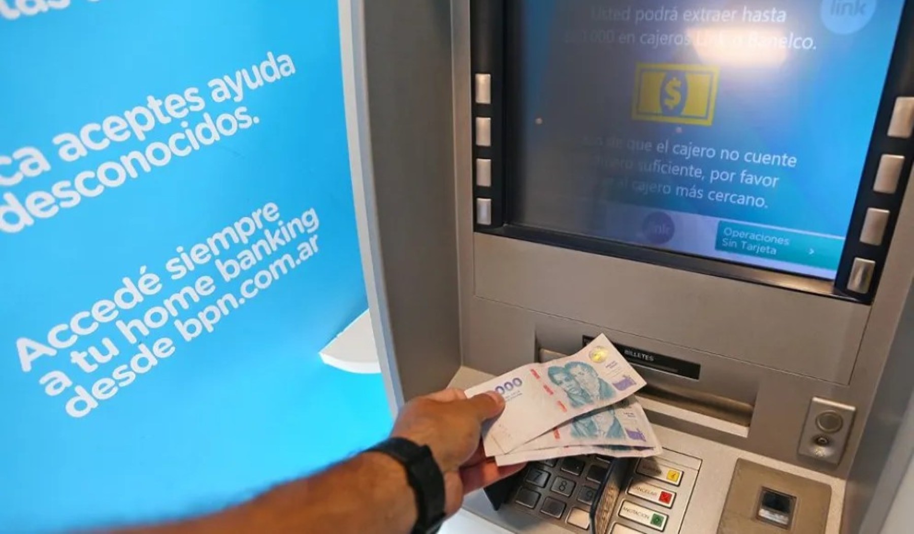 El pago de salarios de julio para estatales de Neuquén será el 31 de julio