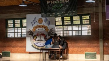 Estudiantes de Neuquén grabarán sus propios podcasts con estudios móviles profesionales en las escuelas