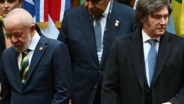 Milei llega a Brasil para apoyar a Flávio Bolsonaro en una visita que tensiona la relación con Lula