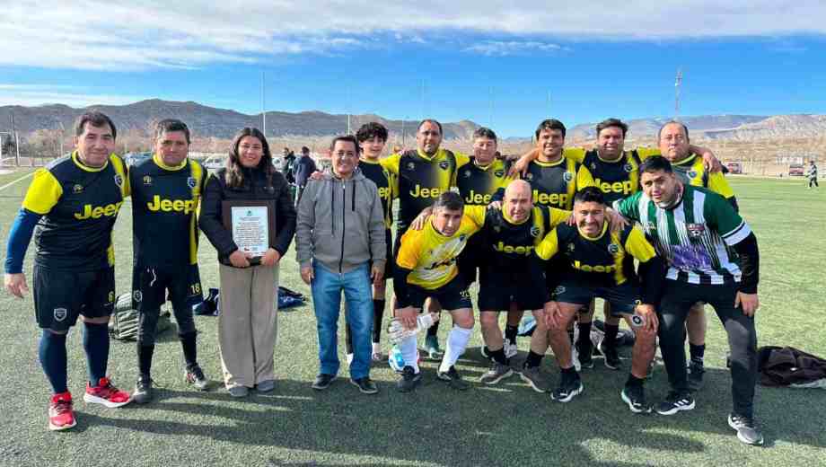 En Taquimilán desafiaron el mundial y el frío y organizaron un binacional 
