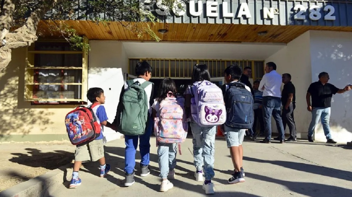 Neuquén es la provincia que más invierte en sus estudiantes