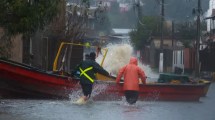 Imagen de Confirmaron las primeras identidades de las víctimas fatales por el temporal en Chile: quiénes eran y dónde fueron encontradas