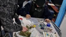 Imagen de Demoraron a una pareja que vendía droga por delivery en Loncopué: la investigación inició por denuncias anónimas