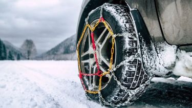 Nieve y hielo en las rutas de la Patagonia: el paso a paso definitivo para colocar las cadenas y no quedar varado