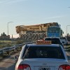 Imagen de Caos vehicular en el puente entre Viedma y Patagones por un camión de gran porte