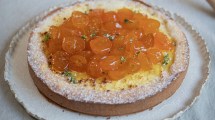 Imagen de Cómo hacer la más rica torta de ricota y quinotos en almíbar