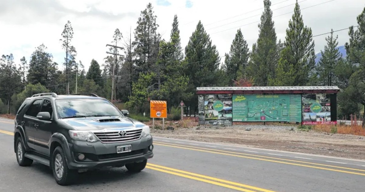 Orden judicial en El Bolsón: Retiran candado que bloqueaba acceso vecinal