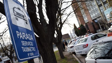 El Deliberante de Viedma aprobó cambios en el servicio públicos de taxis