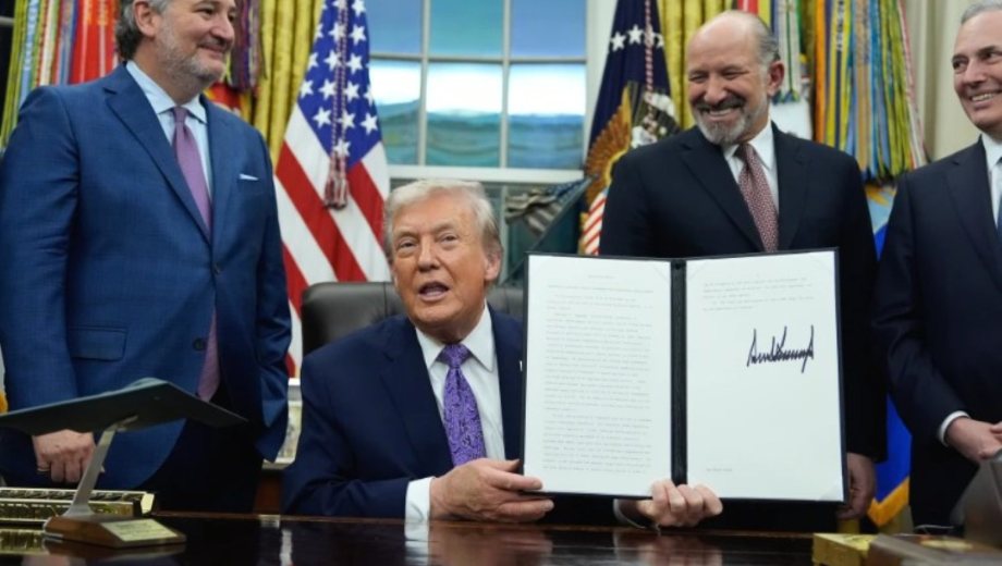 Las ganancias milonarias que obtuvo Donald Trump por sus negocios de criptomonedas. Foto: AP.