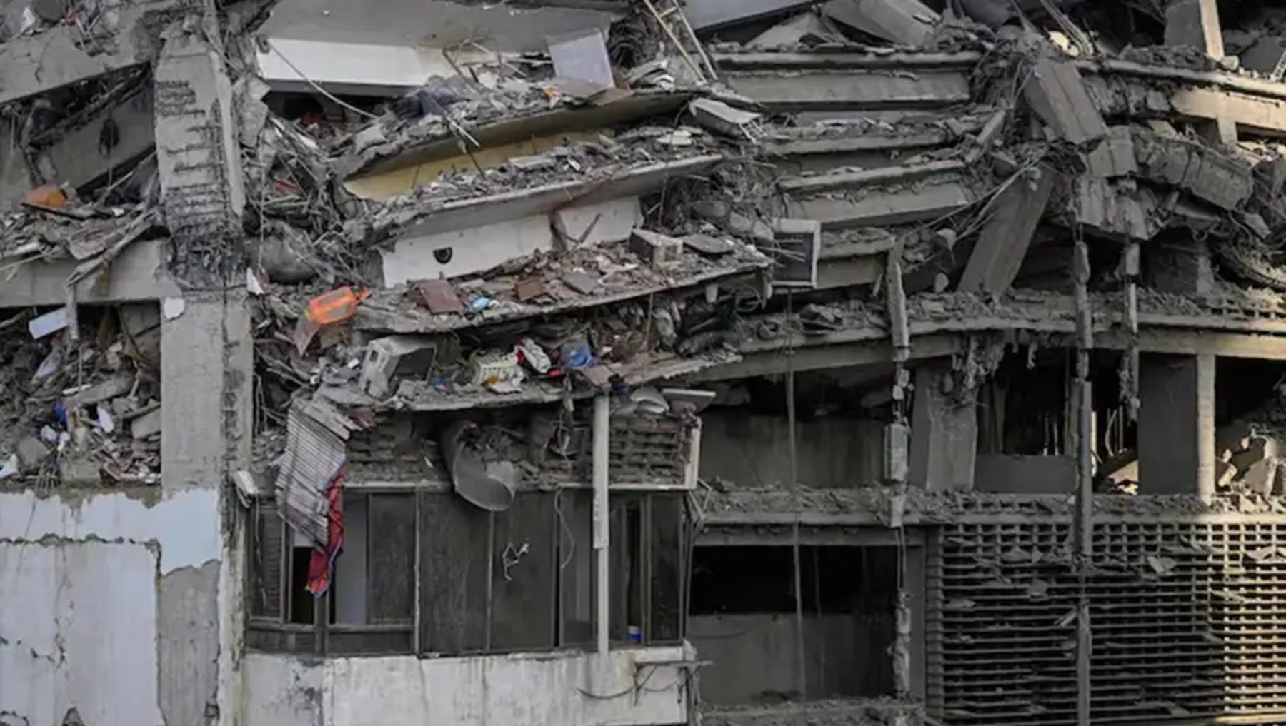 Terremotos en Venezuela: más de 4.700 muertos y 30.000 desaparecidos